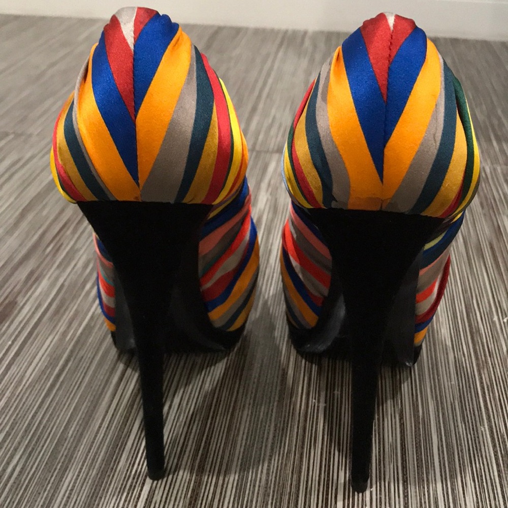 Platform shoes - Picture 3 of 6